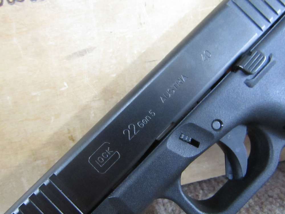 Glock G22 Gen 5 .40 S&W Semiauto Pistol-img-6