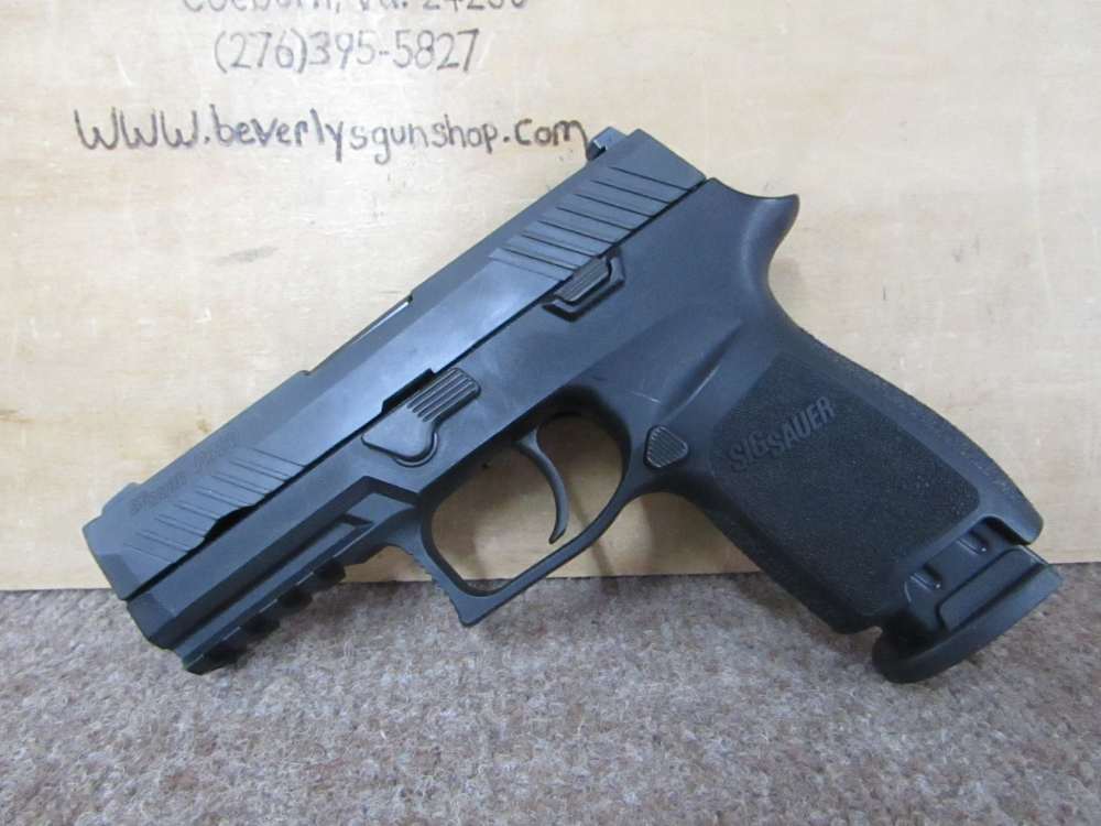 Sig Sauer P320 9mm Semi Auto Pistol 4" Barrel Black-img-0