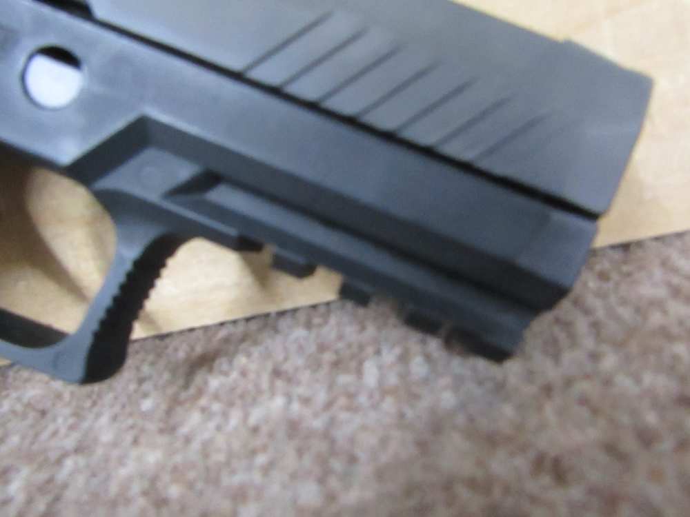 Sig Sauer P320 9mm Semi Auto Pistol 4" Barrel Black-img-11