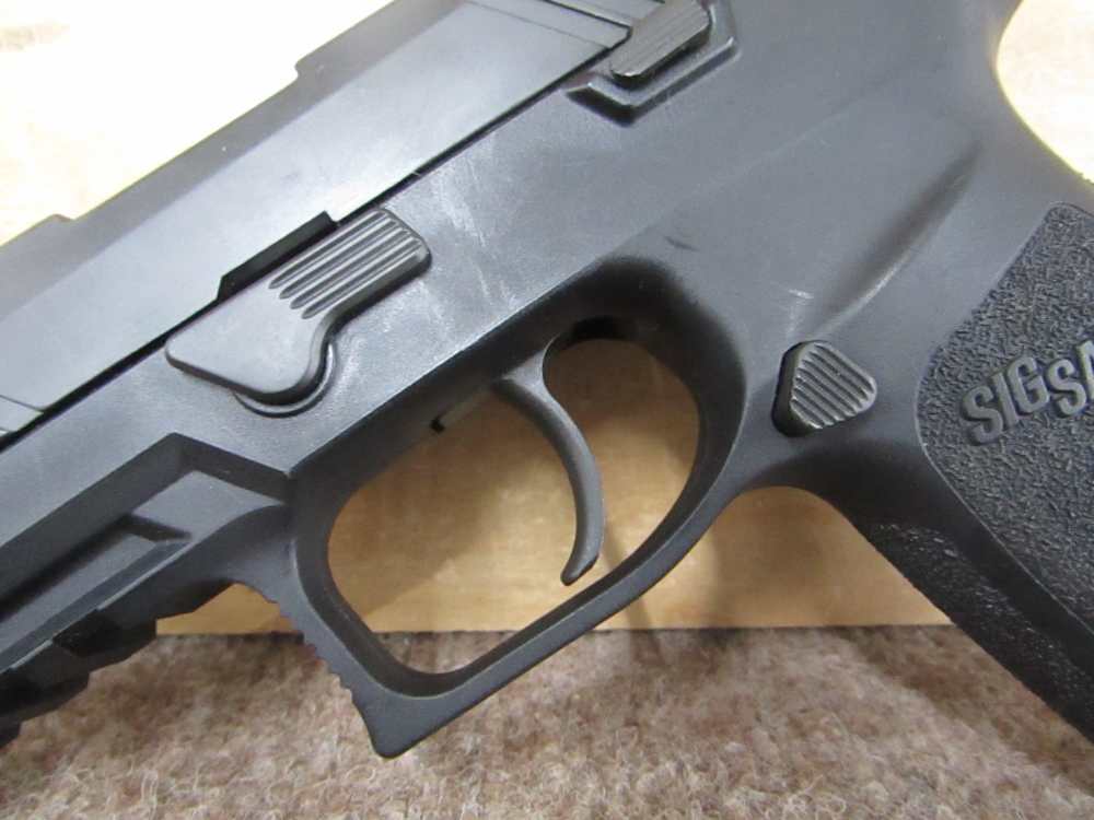 Sig Sauer P320 9mm Semi Auto Pistol 4" Barrel Black-img-3
