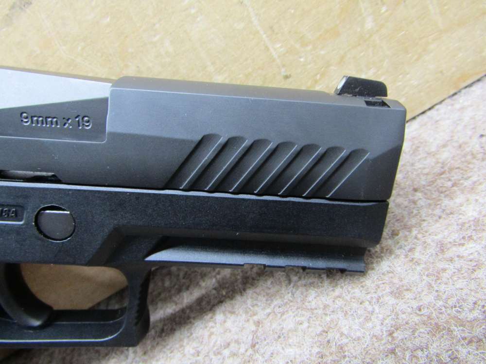 Sig Sauer P320 Carry 9mm 3.9" 17+1 Semi Auto Pistol-img-14