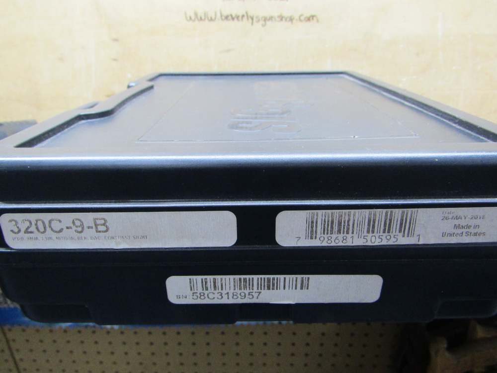 Sig Sauer P320 Carry 9mm 3.9" 17+1 Semi Auto Pistol-img-1