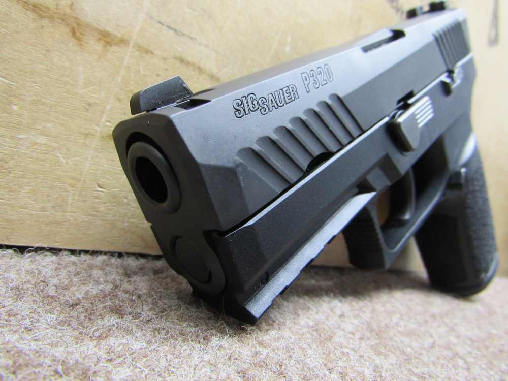 Sig Sauer P320 Carry 9mm 3.9" 17+1 Semi Auto Pistol-img-8