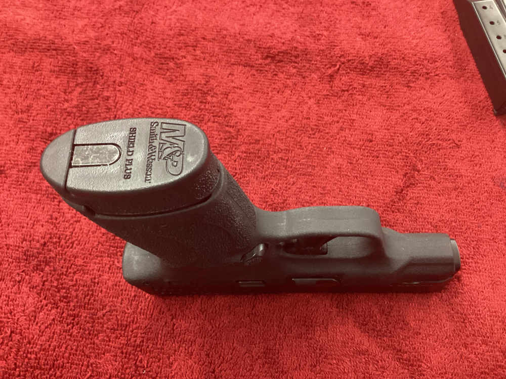 Smith & Wesson 9 Shield Plus 9MM + 2-Mags 13Rnd + 10Rnd- NO CC FEES!-img-2