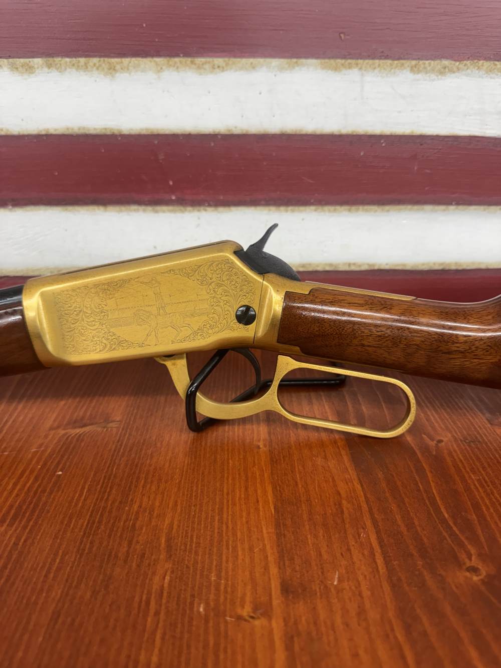 Winchester 9422 XTR Annie Oakley Commemorative .22 LR Lever Action Rifle -img-10