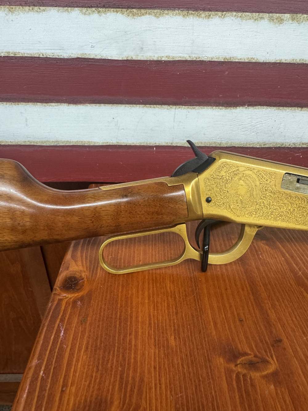 Winchester 9422 XTR Annie Oakley Commemorative .22 LR Lever Action Rifle -img-3