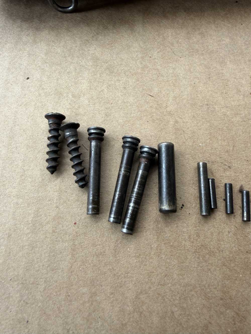 WOW! RARE! BAKELITE DONG ROMANIA BATTLEFIELD AK47 PARTS KIT 7.62 MATCHING-img-1