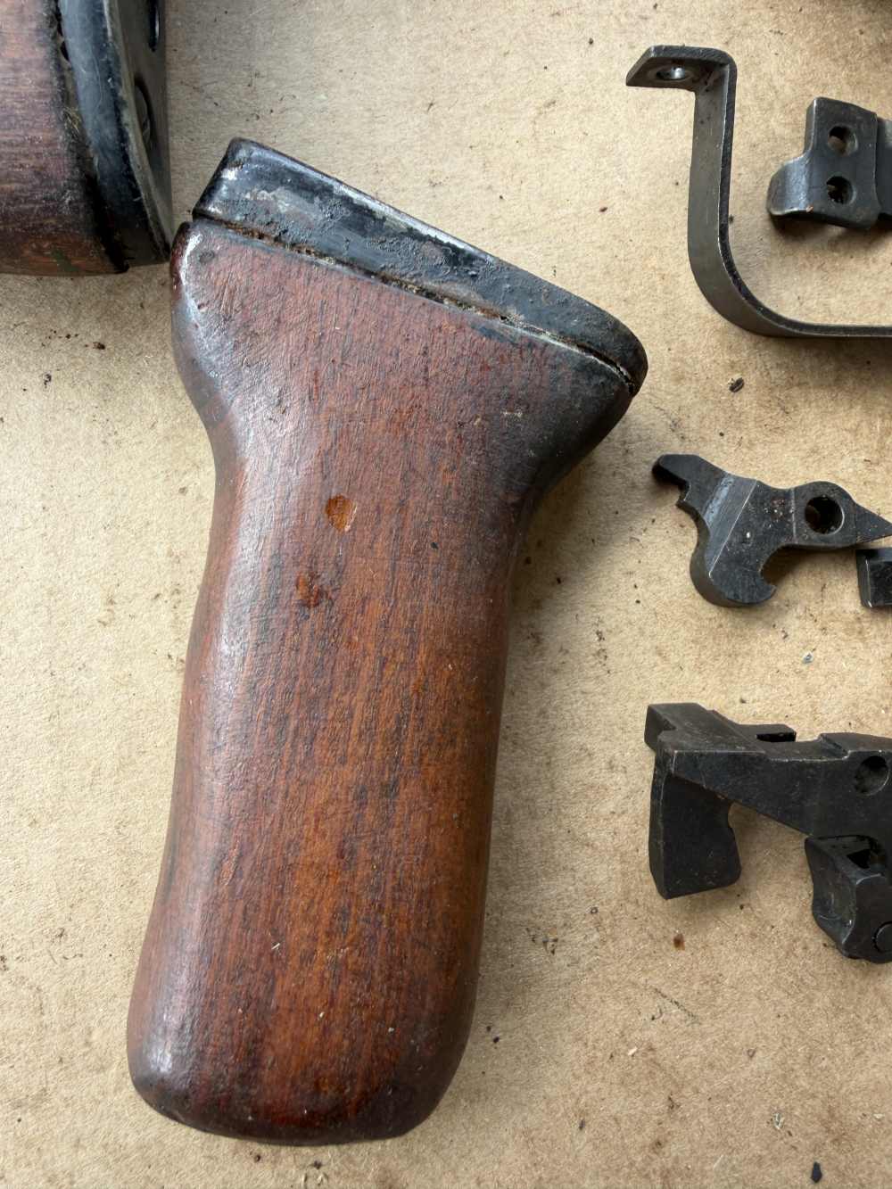 CLEAN PALM SWELL HANDGUARDS 1963 ROMANIAN HARDWOOD BLUED AKM KIT 7.62x39-img-18