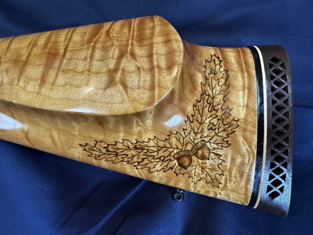 Flaig's Custom 30-06 Mauser with Exquisitely Crafted Quilted Maple Stock -img-2