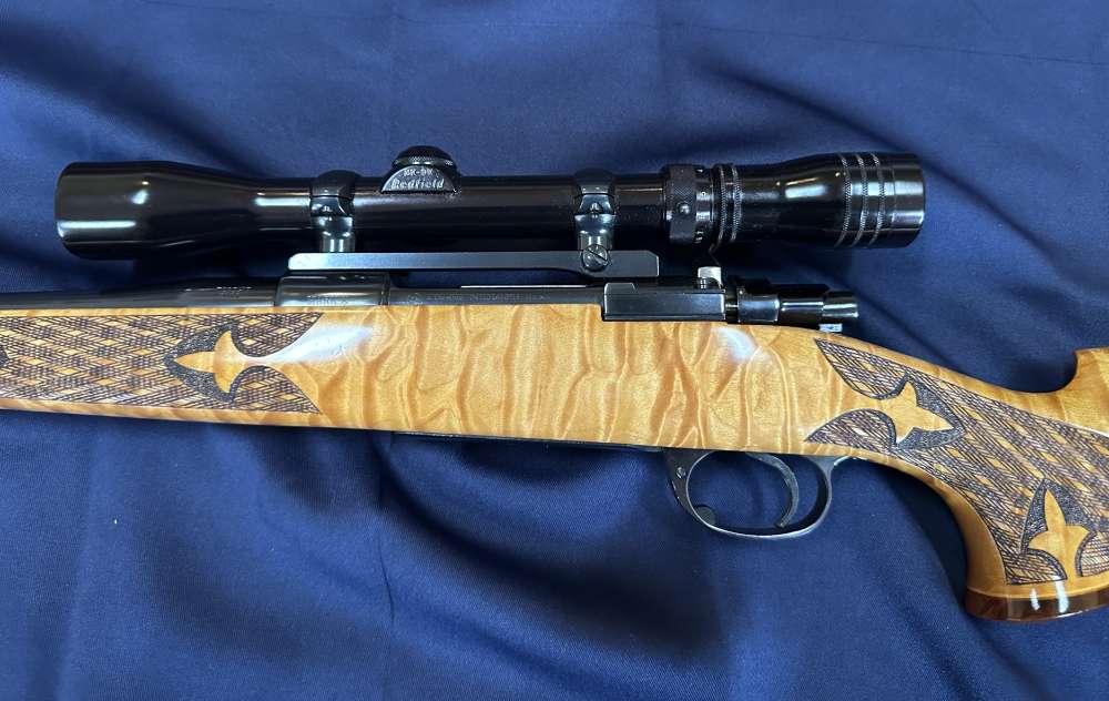 Flaig's Custom 30-06 Mauser with Exquisitely Crafted Quilted Maple Stock -img-4
