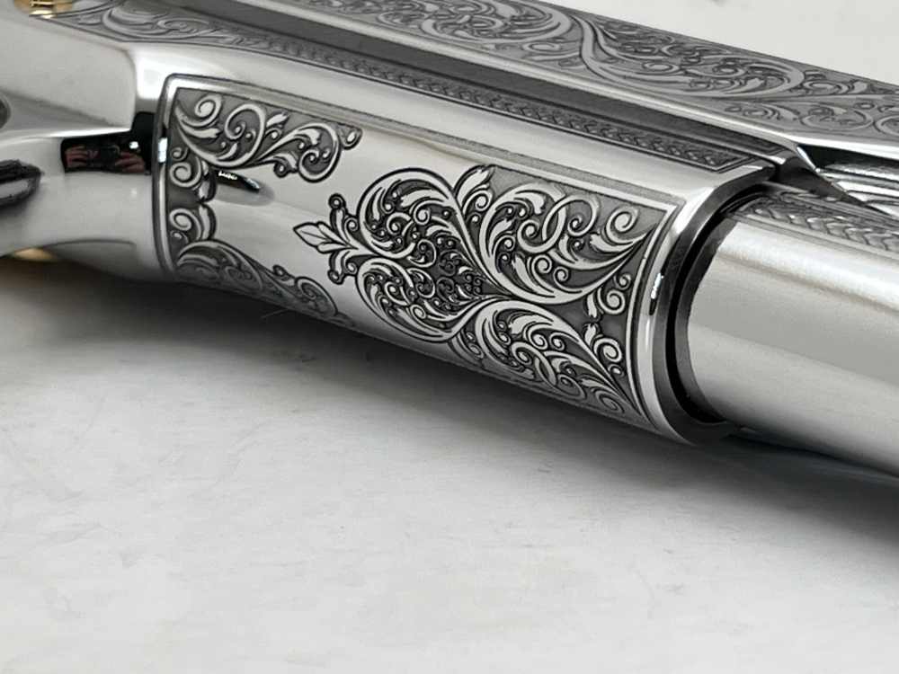 WOW FACTOR. NIB.  COLT SUPER 38 scroll engraved gold accents -img-31