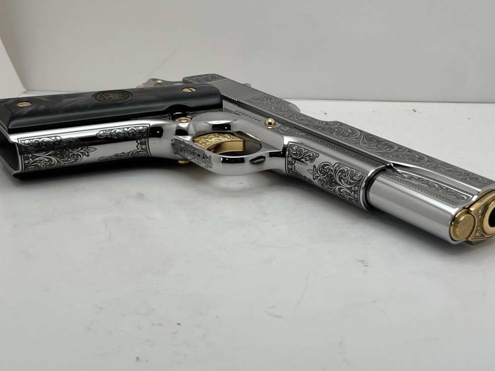 WOW FACTOR. NIB.  COLT SUPER 38 scroll engraved gold accents -img-32