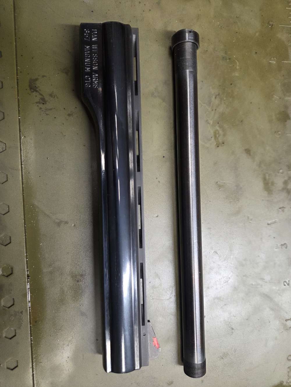 Dan Wesson 357mag 8' barrel-img-0