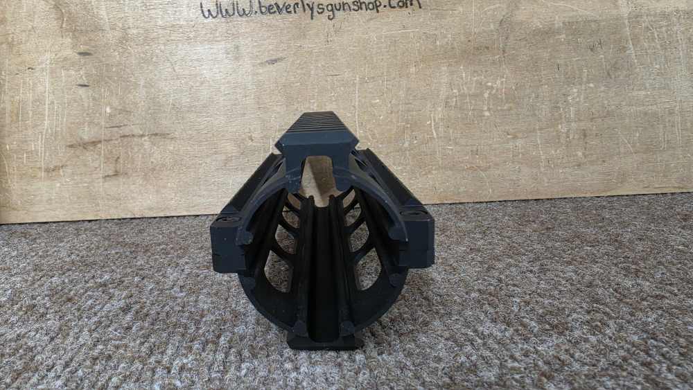 Factory New NcStar Carbine Length Quad Rail Gen III MAR4S-img-5