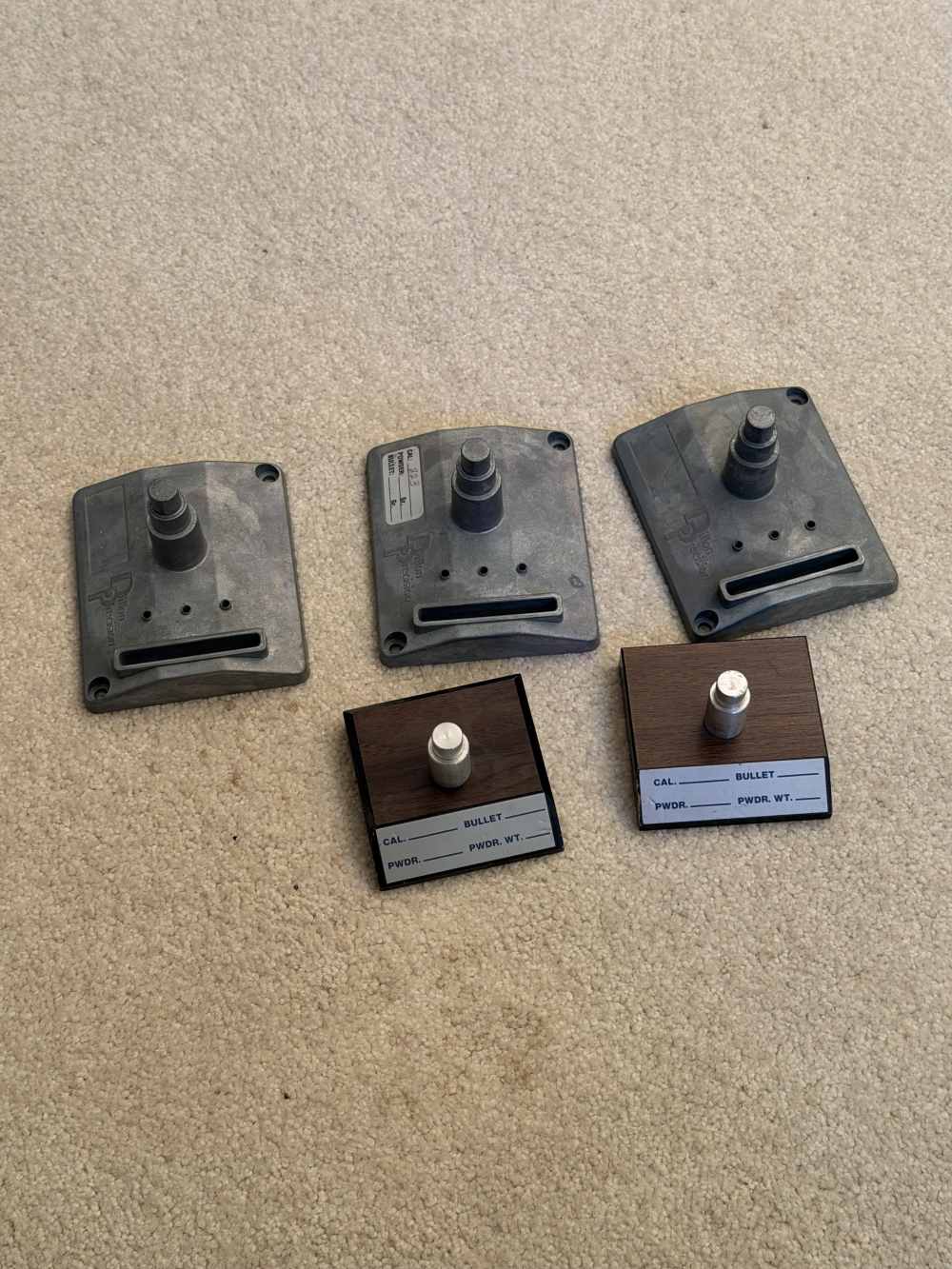Old Style Dillon Tool Head Stands Woods and Metal (5)-img-1