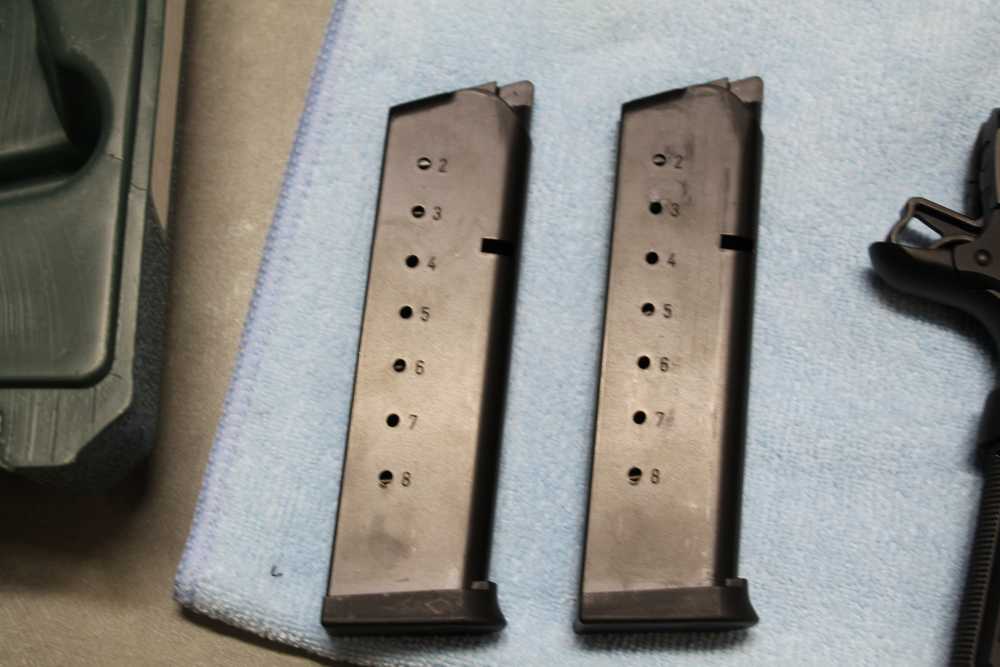 Para-USA Expert Commander in 45ACP, Unfired with CT LG0401z red laser grips-img-19