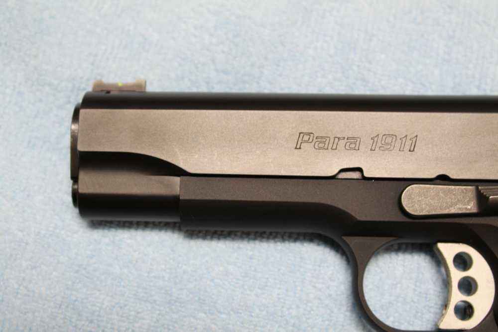 Para-USA Expert Commander in 45ACP, Unfired with CT LG0401z red laser grips-img-2