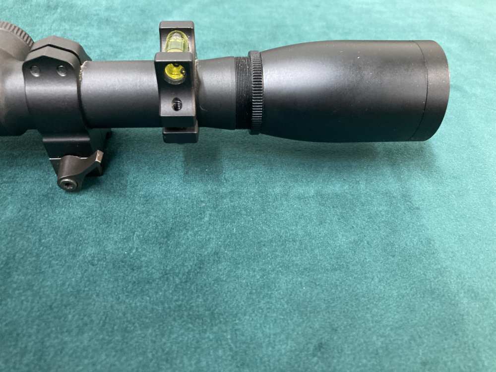 Remington 700 .223 Rem with extra stock and Sightron scope.-img-49