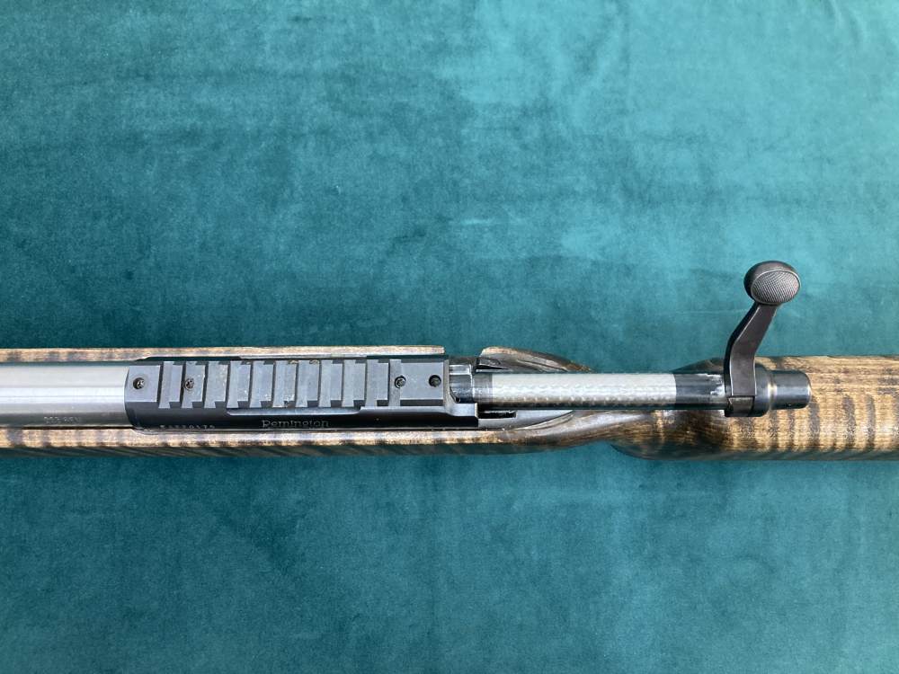 Remington 700 .223 Rem with extra stock and Sightron scope.-img-21