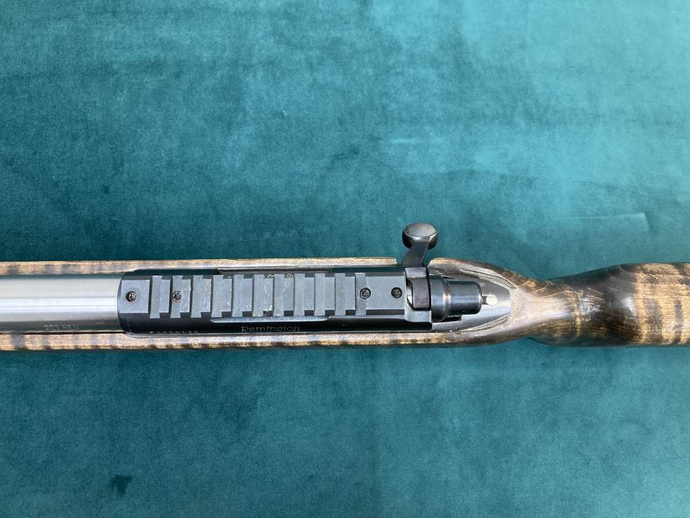 Remington 700 .223 Rem with extra stock and Sightron scope.-img-20