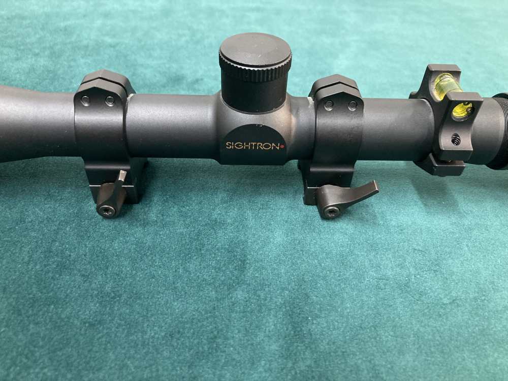 Remington 700 .223 Rem with extra stock and Sightron scope.-img-50
