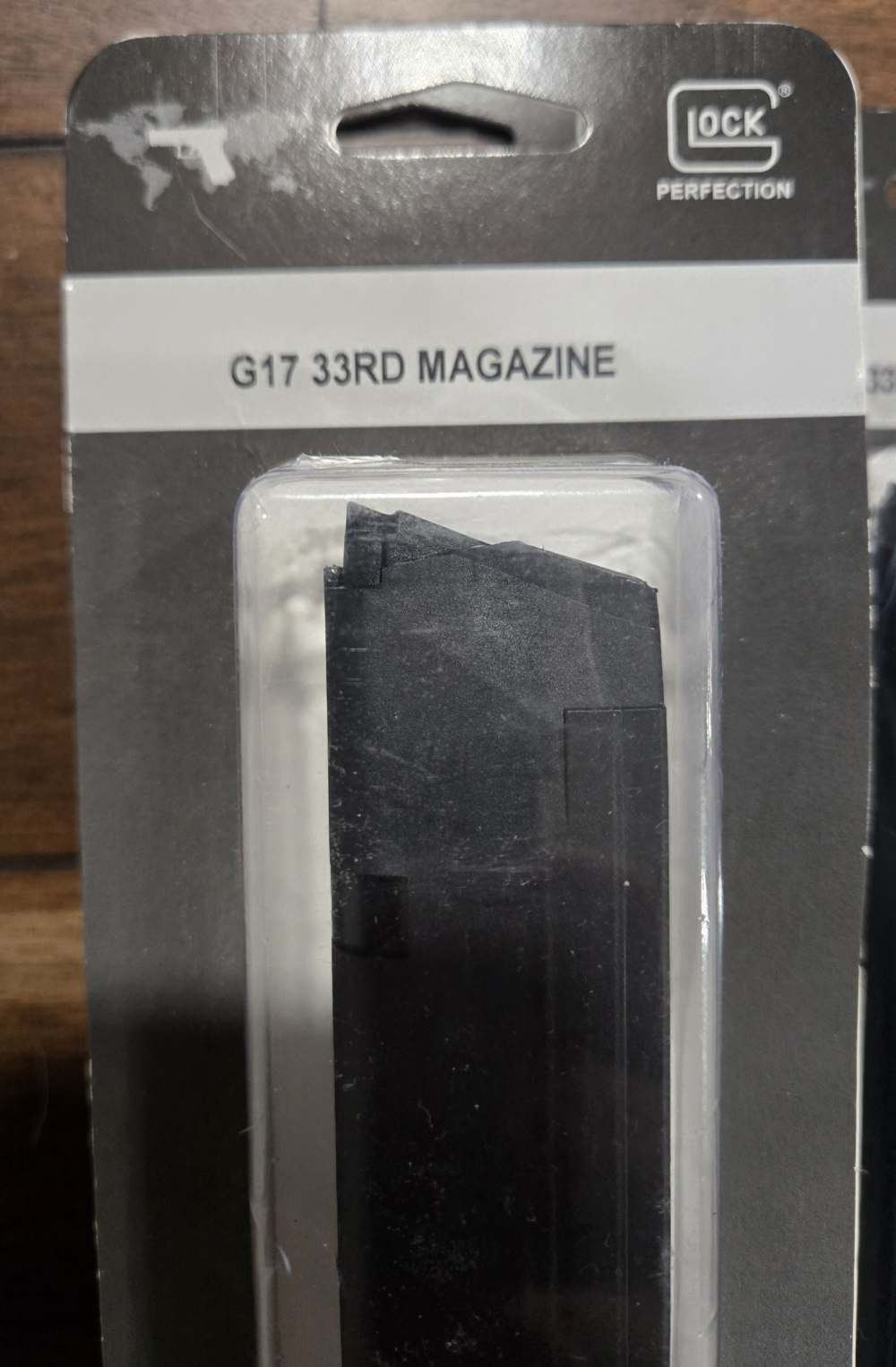 Glock Factory 33 round magazine, old run black follower, factory new-img-1