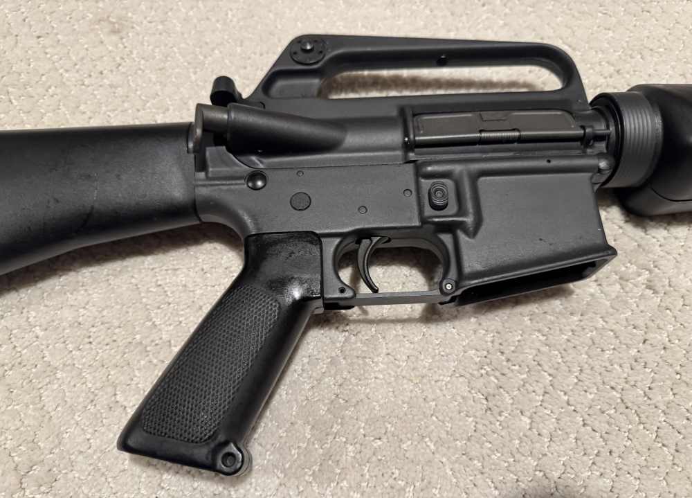 Colt M16 20” excellent condition with additional 14.5” upper-img-2
