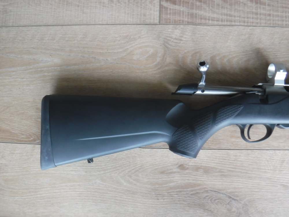 Like new  Tikka T3 stainless .243 Win.  with matching 1" rings, youth women-img-5