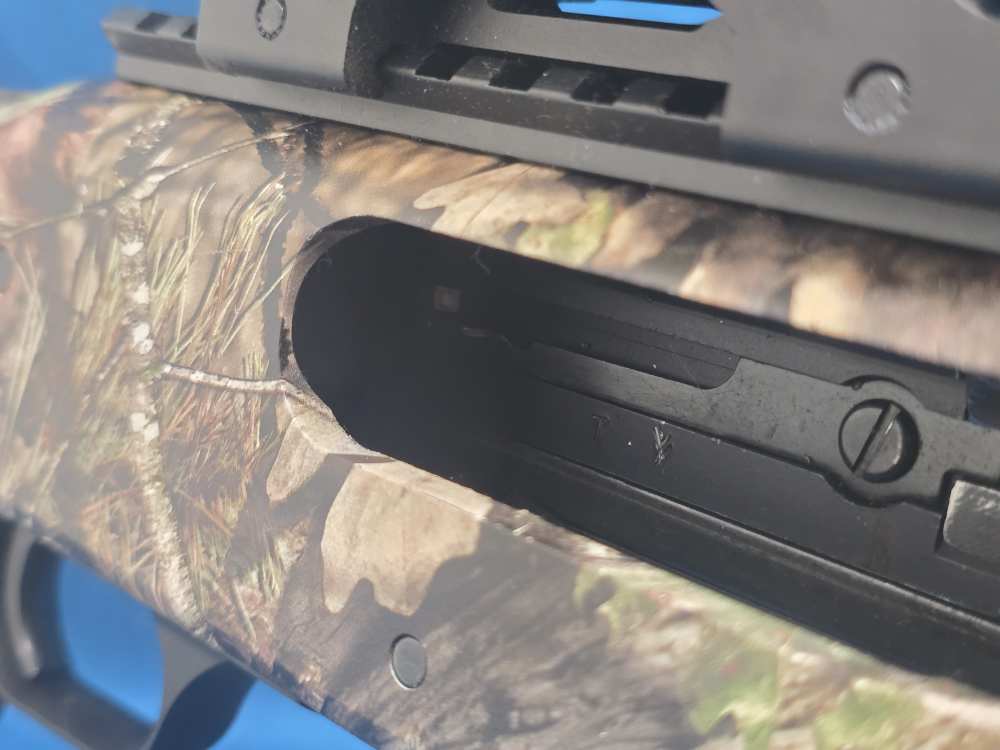 Mossberg 535 – 12 Gauge Pump-Action Shotgun (Mossy Oak Camo)-img-17
