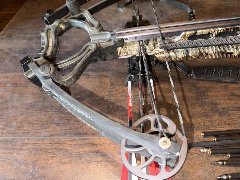 Barnett GHOST360 Ghost 360 crossbow 14 bolts 2nd crossbow included-img-3