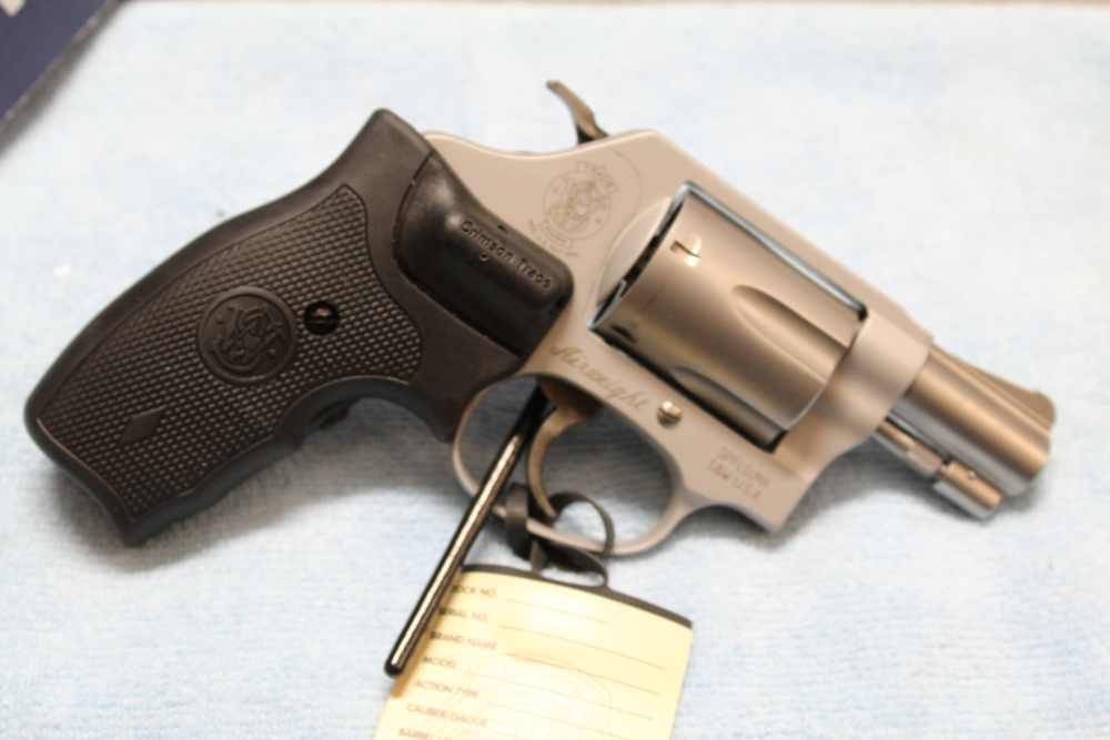 Smith & Wesson 637-2 Airweight .38 Special +P, Crimson Trace Grips New -img-6