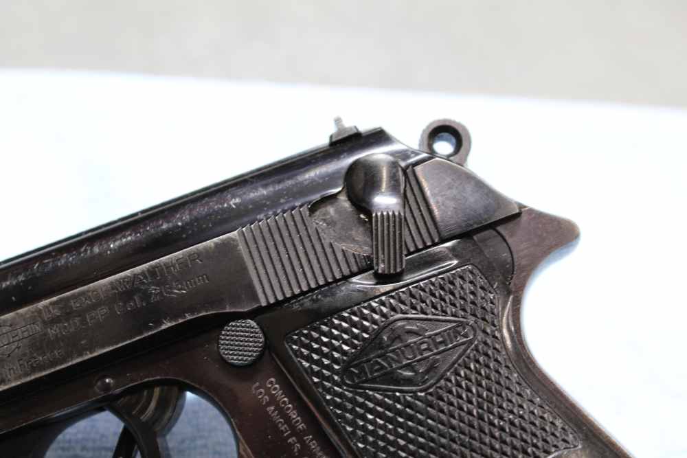 Walther PP in 7.65mm (.32 ACP), with leather holster-img-11
