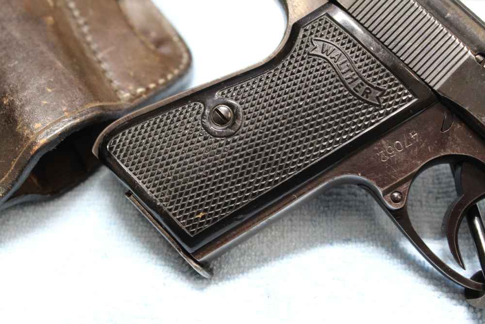 Walther PP in 7.65mm (.32 ACP), with leather holster-img-2