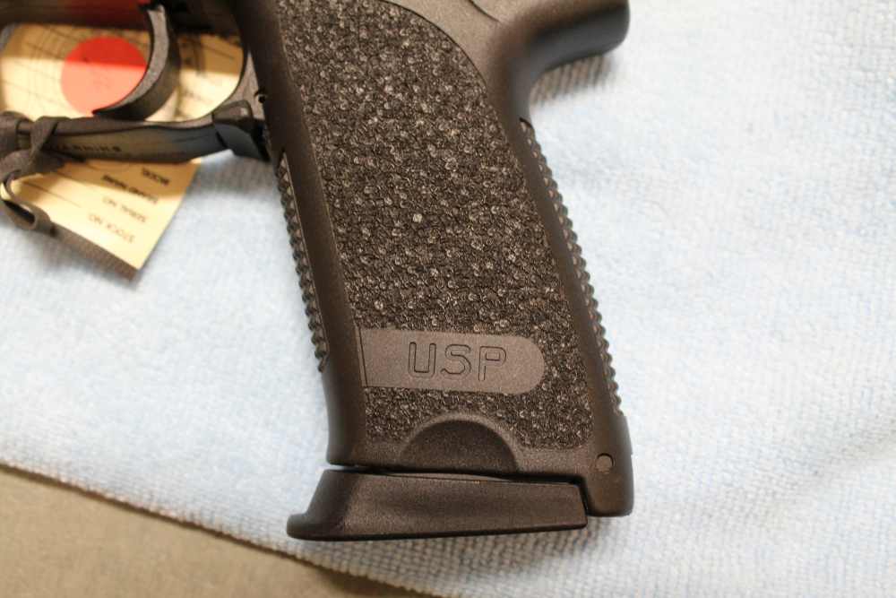 Heckler & Koch USP45 V1, .45ACP, nice condition-img-3