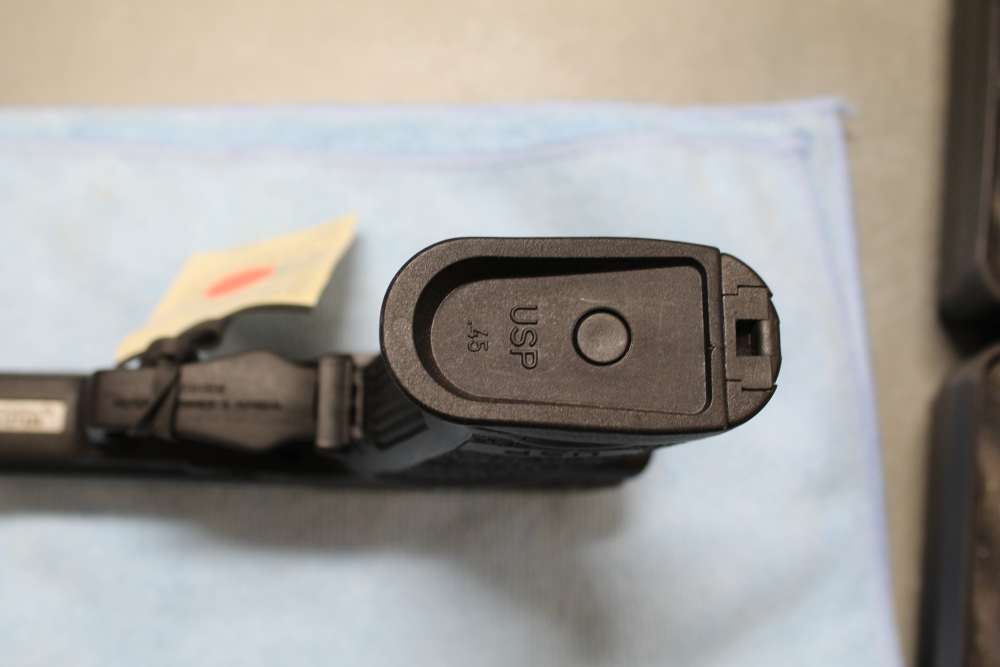 Heckler & Koch USP45 V1, .45ACP, nice condition-img-12
