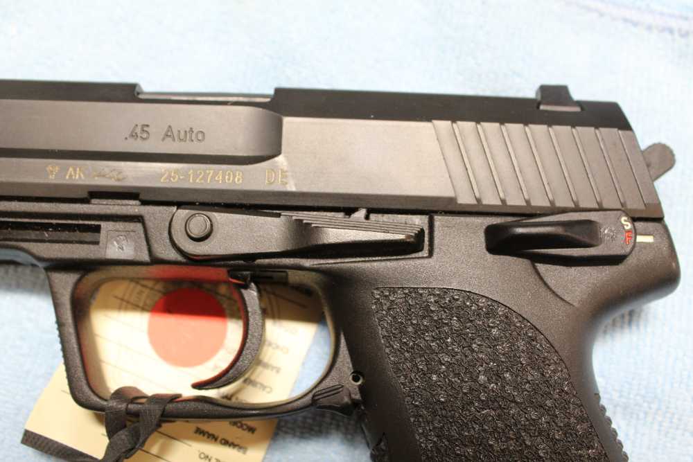 Heckler & Koch USP45 V1, .45ACP, nice condition-img-2