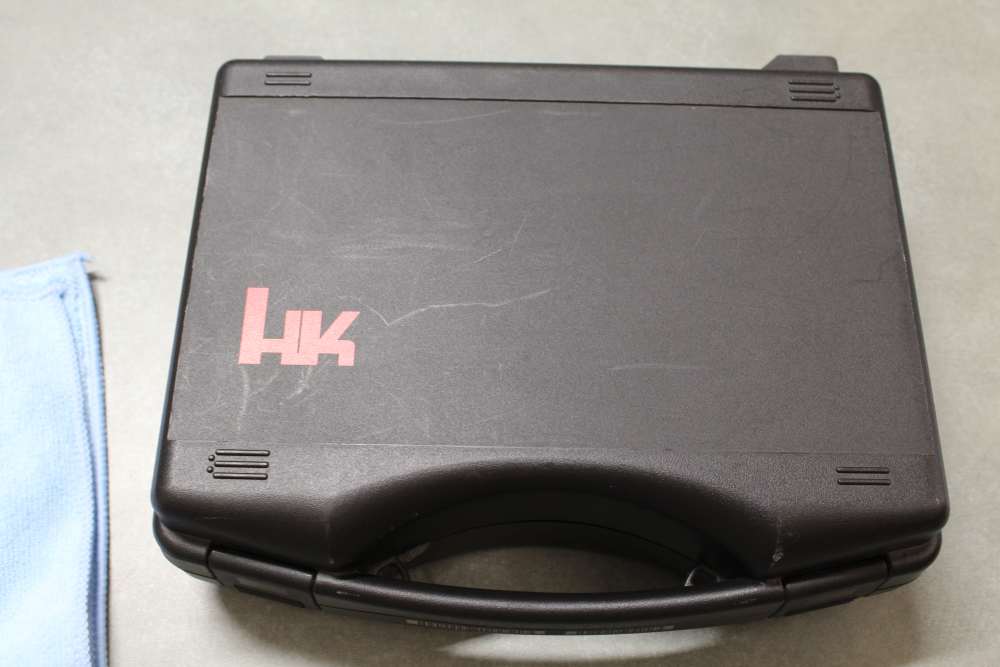 Heckler & Koch USP45 V1, .45ACP, nice condition-img-17