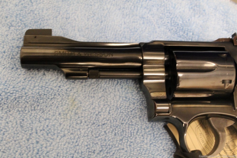 Smith & Wesson Model 48-7 revolver in .22 MRF CTG (.22 Magnum) 4-inch-img-19