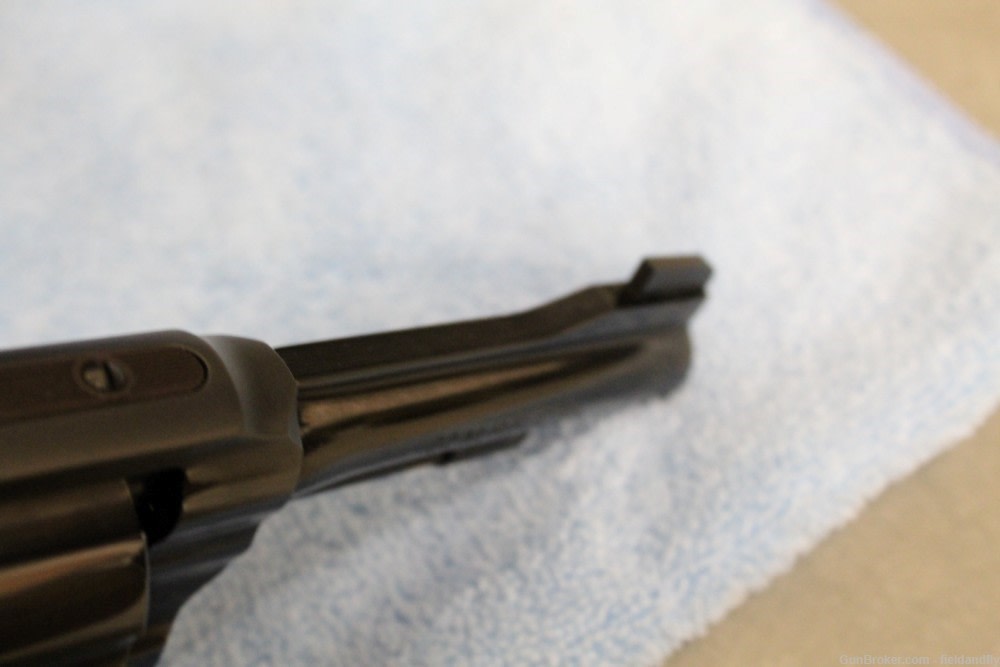 Smith & Wesson Model 48-7 revolver in .22 MRF CTG (.22 Magnum) 4-inch-img-5