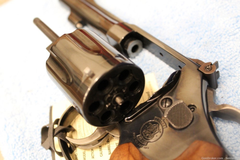 Smith & Wesson Model 48-7 revolver in .22 MRF CTG (.22 Magnum) 4-inch-img-21