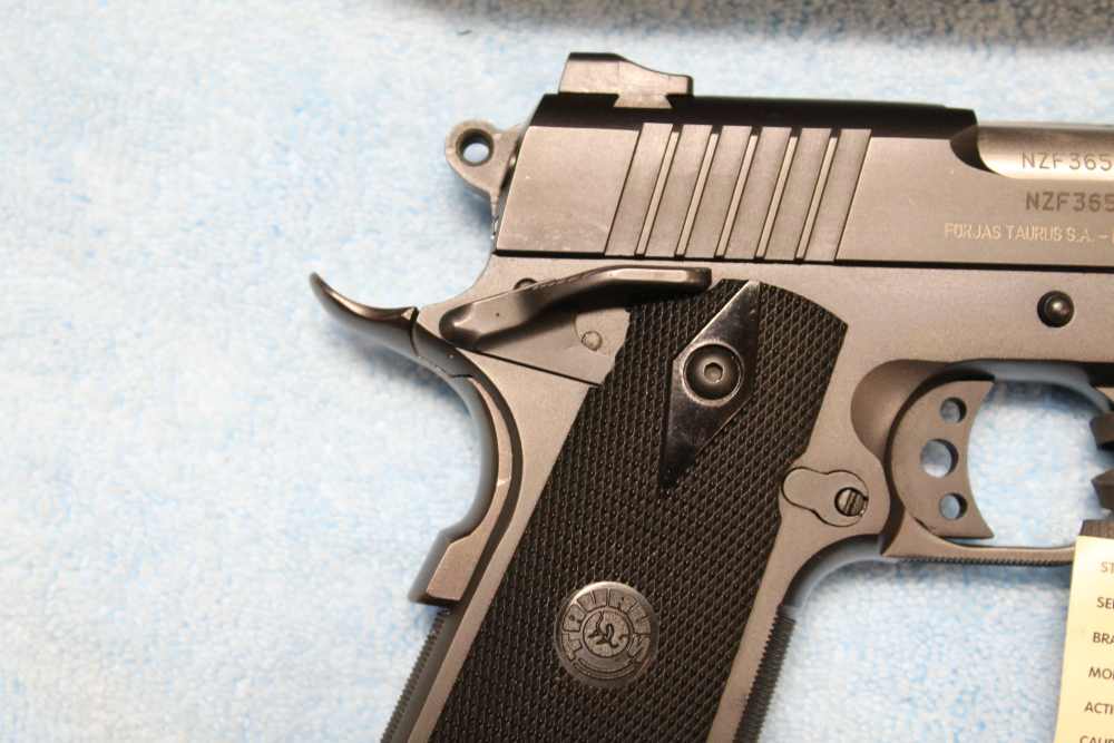 Taurus PT 1911 in .45 ACP, Excellent Condition, Factory Box, 2 magazines-img-7