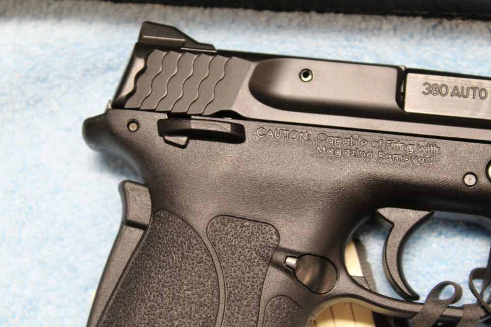 Smith & Wesson M&P380 Shield EZ M2.0 with Thumb Safety New Condition-img-3