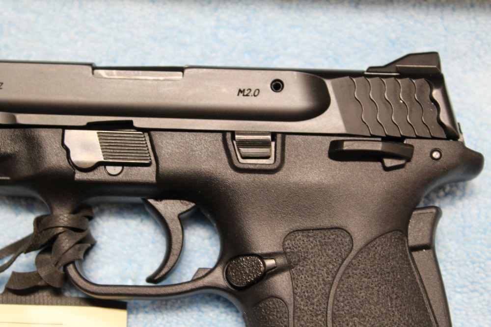 Smith & Wesson M&P380 Shield EZ M2.0 with Thumb Safety New Condition-img-14