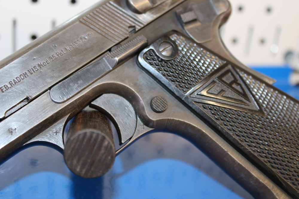 FB Radom VIS 35 (Type II - 3 Lever) - 9mm Luger - German - WaA140 - 1943-img-14