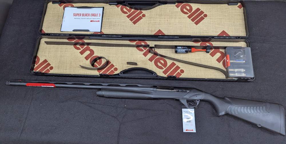 Benelli SBE 3 LH 20GA 28inch Semi Auto 10373 NIB-img-0