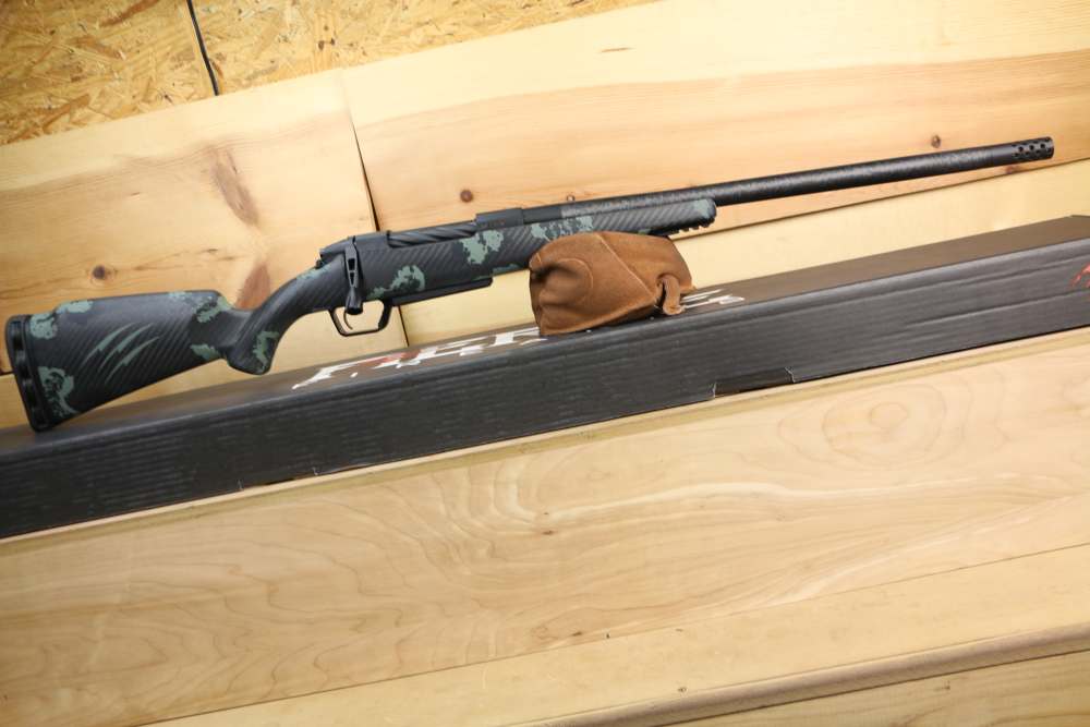 Fierce Carbon Rogue XP Rifle ROGSCX7PRC20BF, 7mm PRC, 20" Black Forest, NIB-img-1