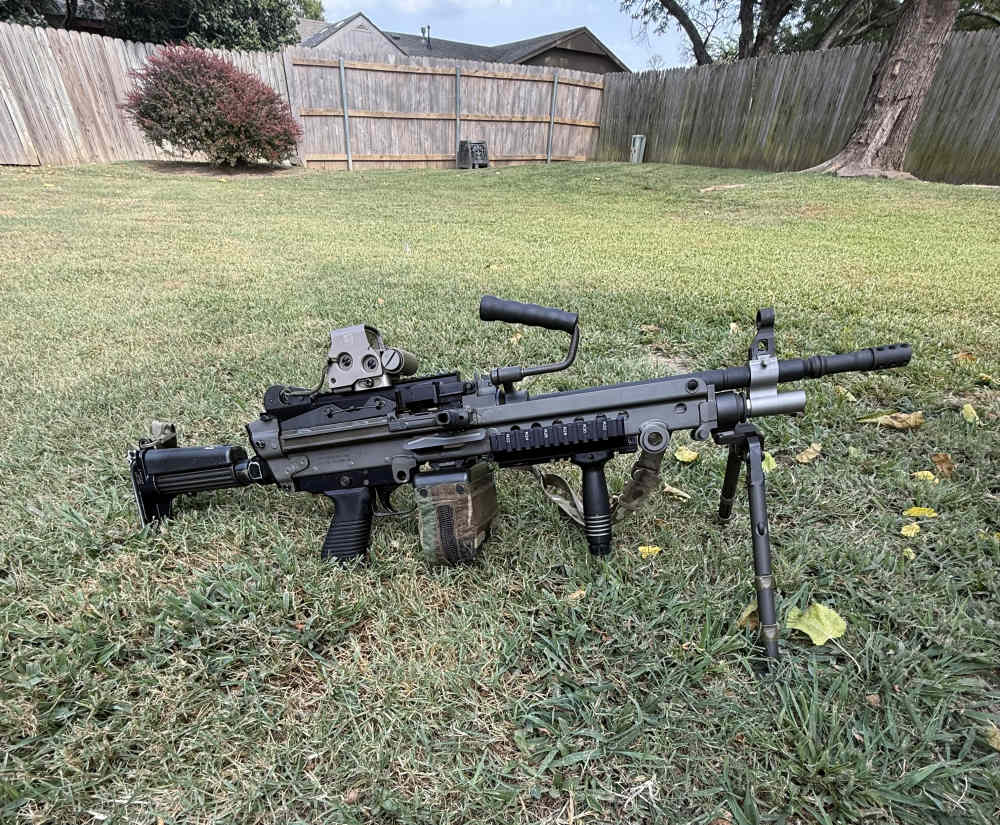 FN M249s semi automatic with extras-img-1