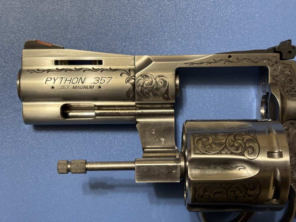 Colt Python 3" .357Mag 6-Shot Stainless Steel Premier Grade Stag Grips NIB-img-14