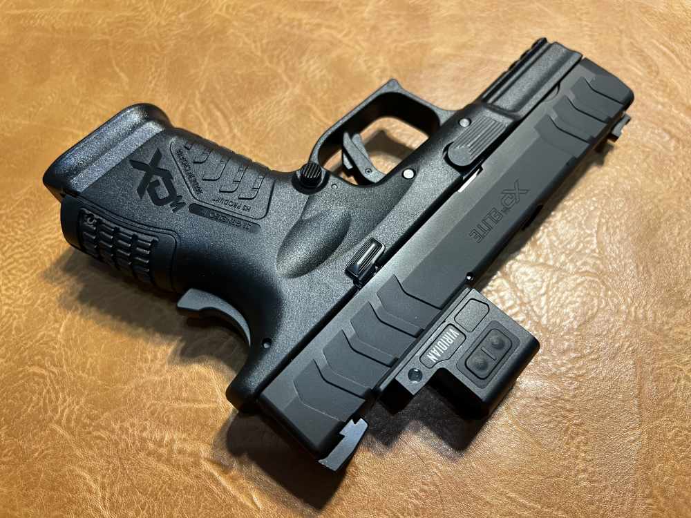 10mm Springfield XD-M Elite OSP Compact w/ Enclosed Green Dot and Ext Mag-img-5