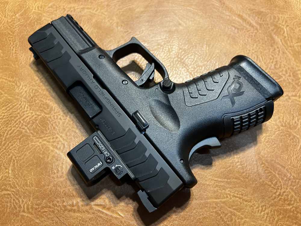 10mm Springfield XD-M Elite OSP Compact w/ Enclosed Green Dot and Ext Mag-img-6